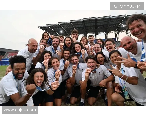 成都飞盘队如何通过控制革新引领运动潮流与团队协作新风尚