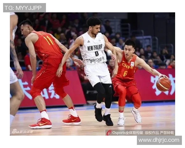 篮球比赛中进攻犯规的判罚与战术影响分析